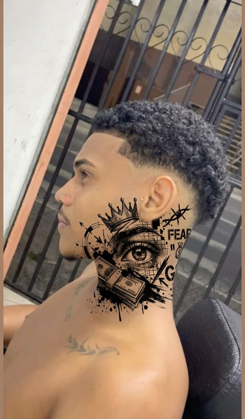 Tryon: neck